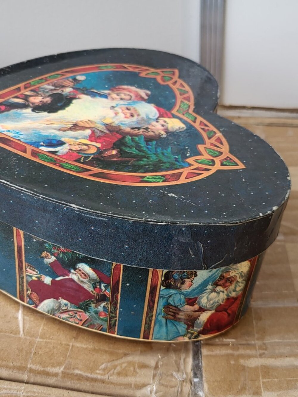 Old Fashioned Decoupage Paper Mache Xmas Ornaments Old World Santa (6) in box - Picture 12 of 13